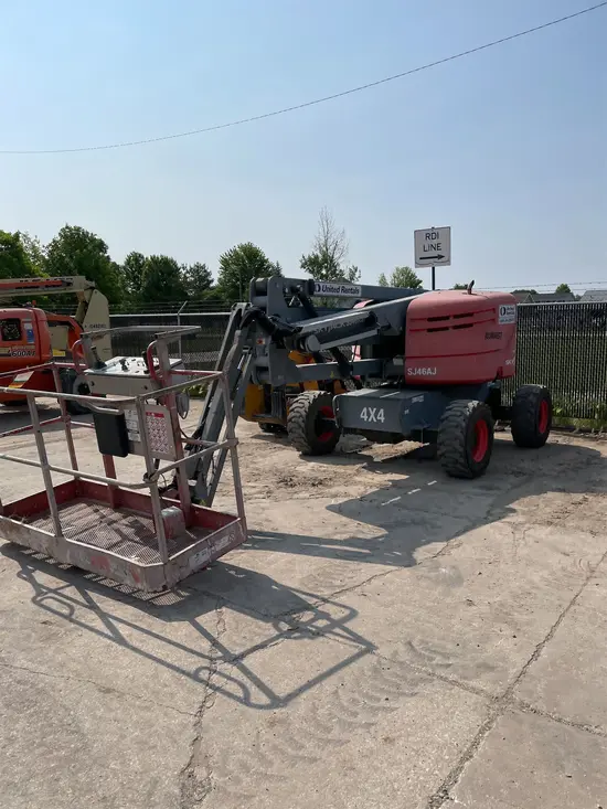 2015 Skyjack SJ46AJ Articulating Boom Lift