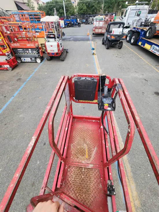 2018 MEC 1330SE Scissor Lift