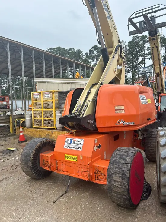 2019 JLG 660SJ Boom Lift
