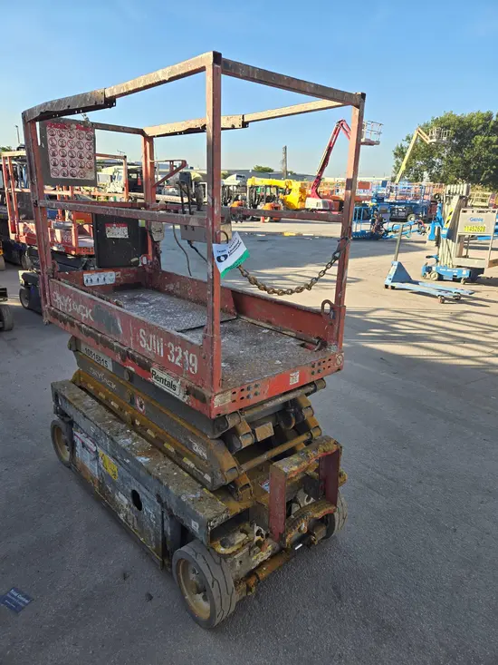 2016 Skyjack SJIII3219 Scissor Lift