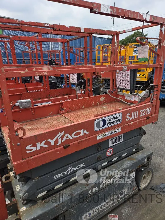 2018 Skyjack SJIII3219 Scissor Lift