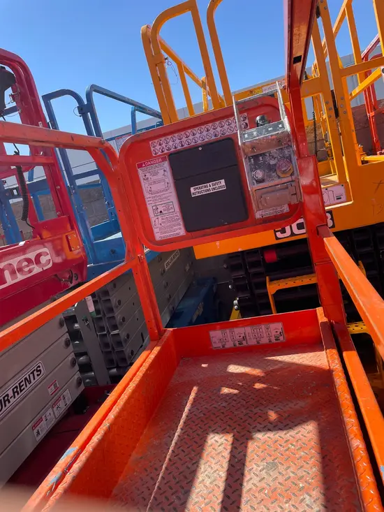 2019 Snorkel S3219E Scissor Lift