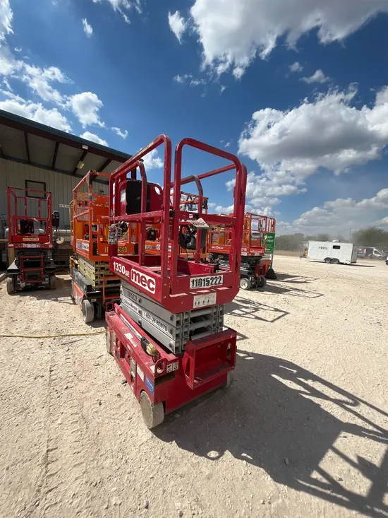 2019 MEC 1330SE Scissor Lift