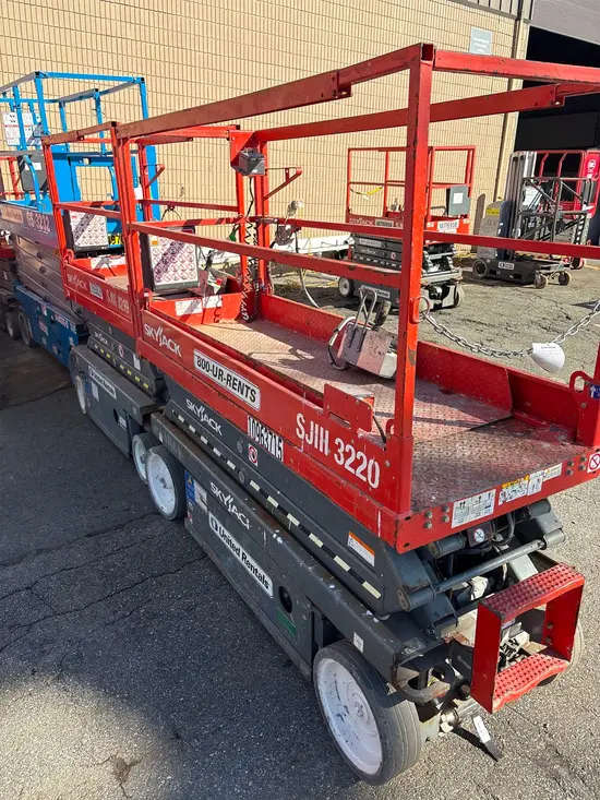 2019 Skyjack SJIII3220 Scissor Lift