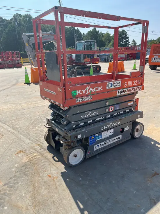 2018 Skyjack SJIII3219 Scissor Lift