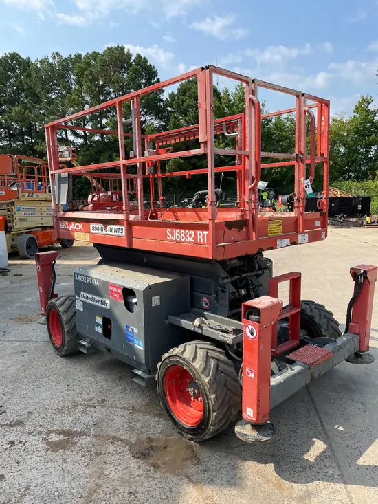 2018 Skyjack SJ6832RT Rough Terrain Scissor Lift