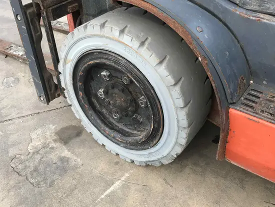 2014 Toyota 8FDU30 Forklift