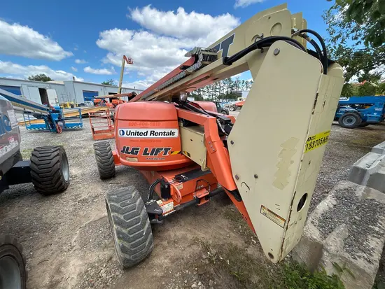 2017 JLG 600AJ Articulating Boom Lift