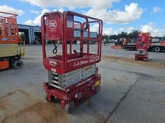 2017 MEC 1330SE Scissor Lift
