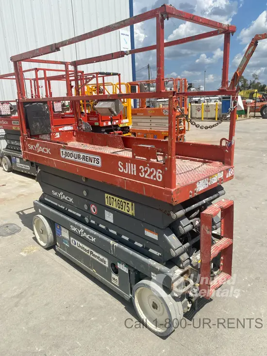 2018 Skyjack SJIII3226 Scissor Lift