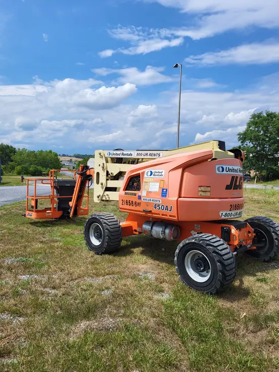 2016 JLG 450AJ Articulating Boom Lift