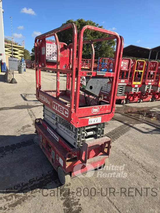 2017 MEC 1330SE Scissor Lift