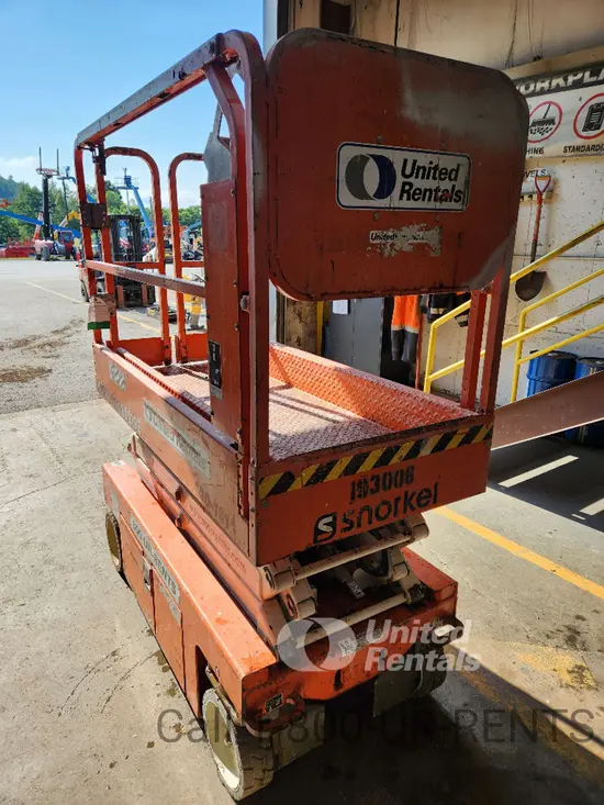 2017 Snorkel S3219E Scissor Lift