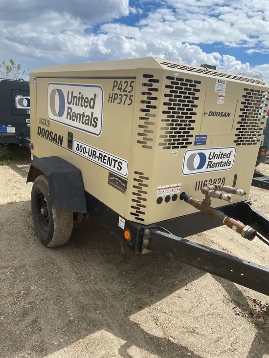 2021 Doosan P425/HP375WCUT4 Air Compressor