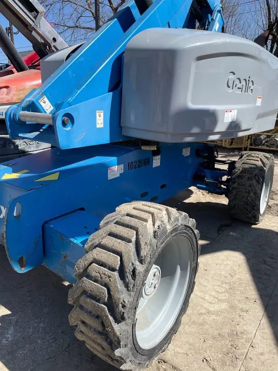 2014 Genie S-60X Boom Lift