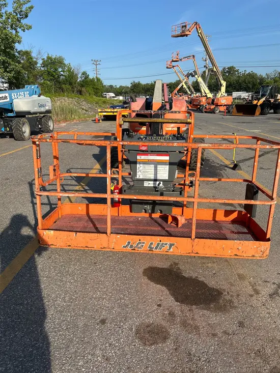 2016 JLG 600AJ Articulating Boom Lift