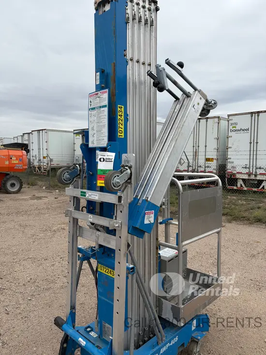 2018 Genie AWP-40SDC Pusharound Lift
