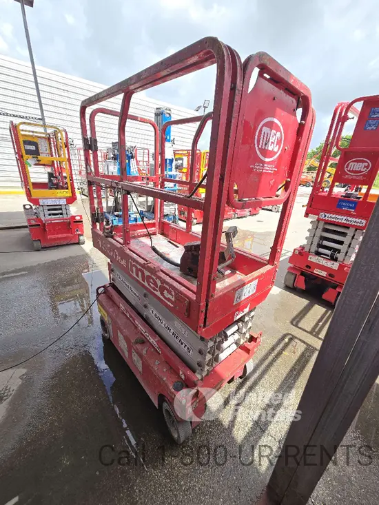 2017 MEC 1330SE Scissor Lift