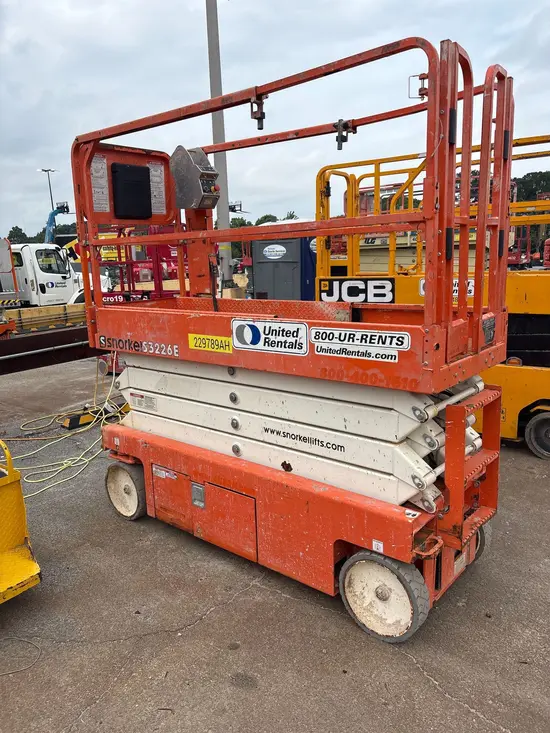 2019 Snorkel S3226E Scissor Lift