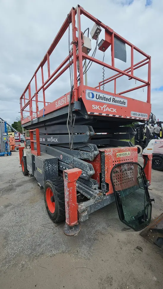 2017 Skyjack SJ9250RT Rough Terrain Scissor Lift
