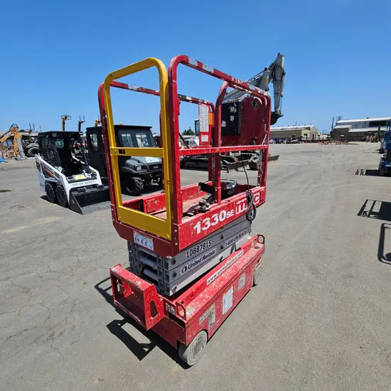 2019 MEC 1330SE Scissor Lift