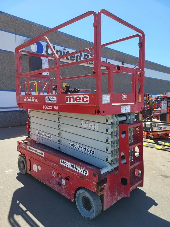 2017 MEC 4046SE Scissor Lift