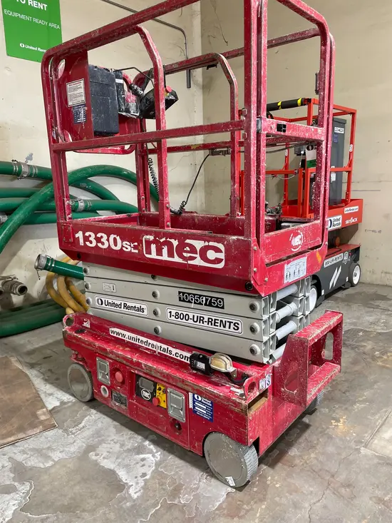 2017 MEC 1330SE Scissor Lift