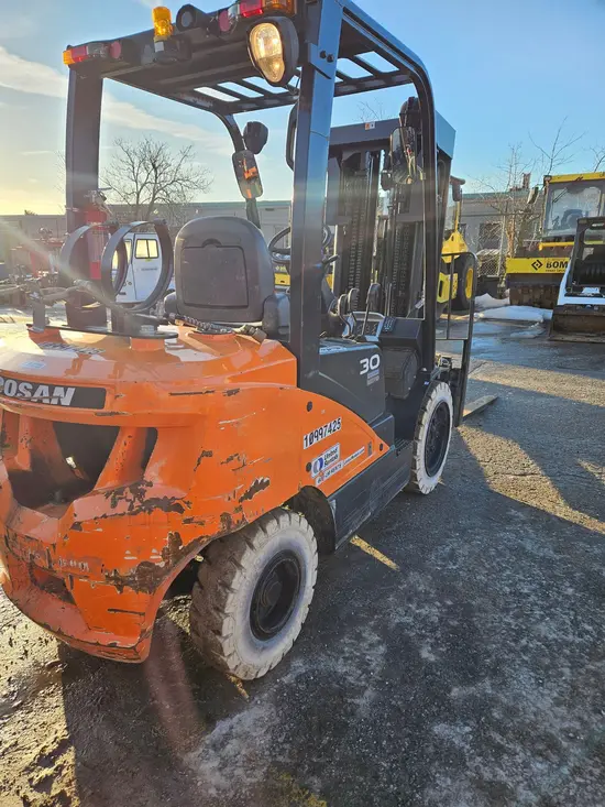2019 Doosan G30P-7DF Warehouse Forklift