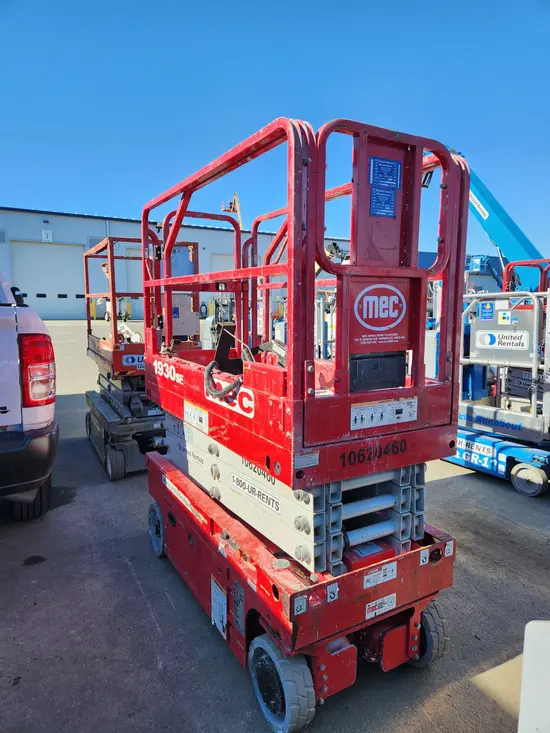 2017 MEC 1930SE Scissor Lift