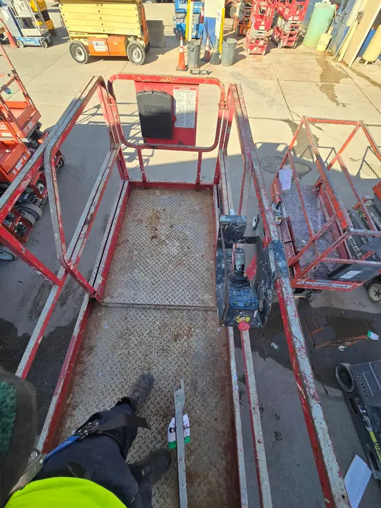 2017 MEC 4555SE Scissor Lift