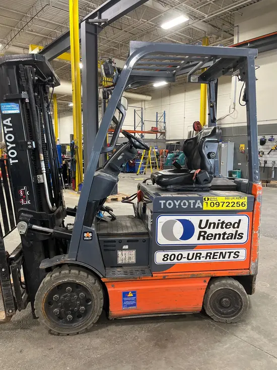 2019 Toyota 8FBCU25 Warehouse Forklift