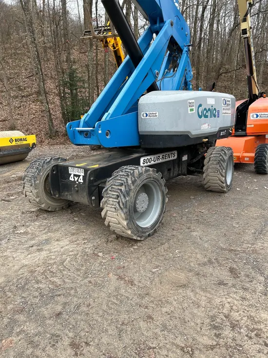 2018 Genie S-85XC Boom Lift