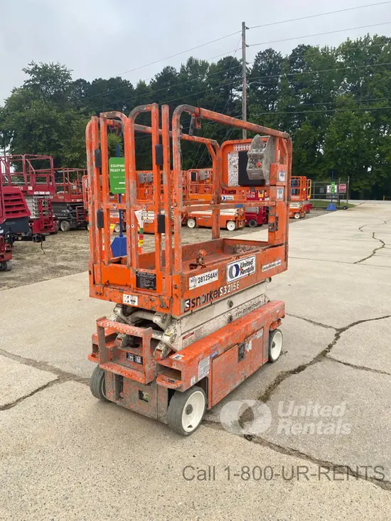 2021 Snorkel S3215E Scissor Lift