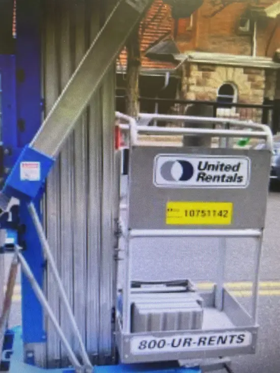 2018 Genie AWP-40SDC Pusharound Lift