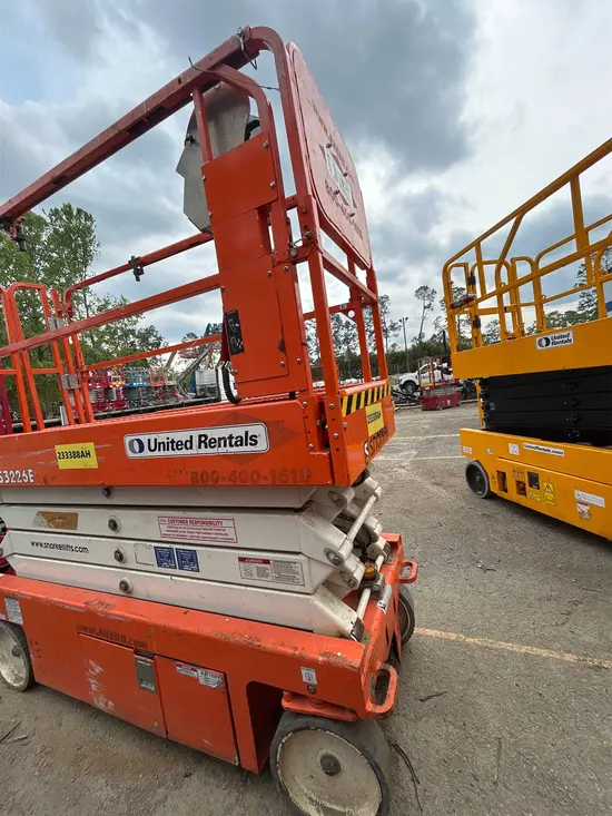 2019 Snorkel S3226E Scissor Lift