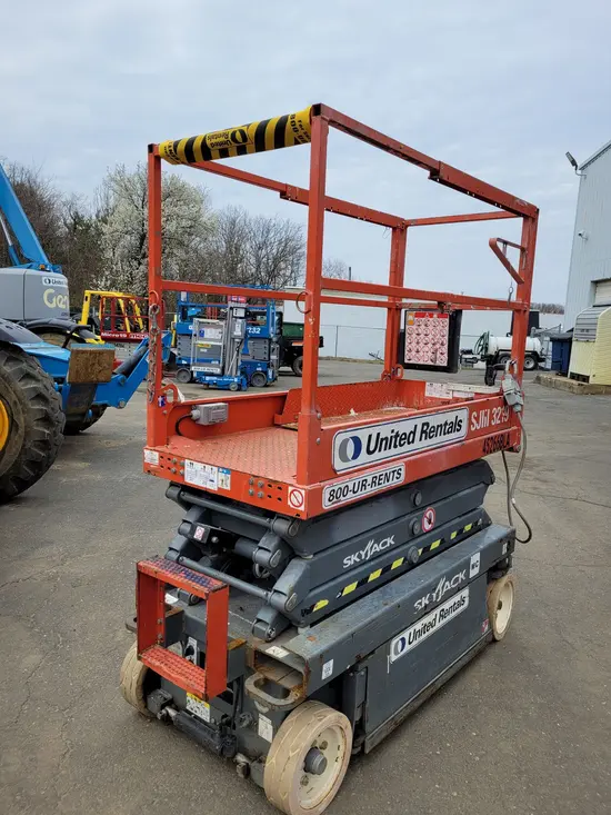 2017 Skyjack SJIII3219 Scissor Lift