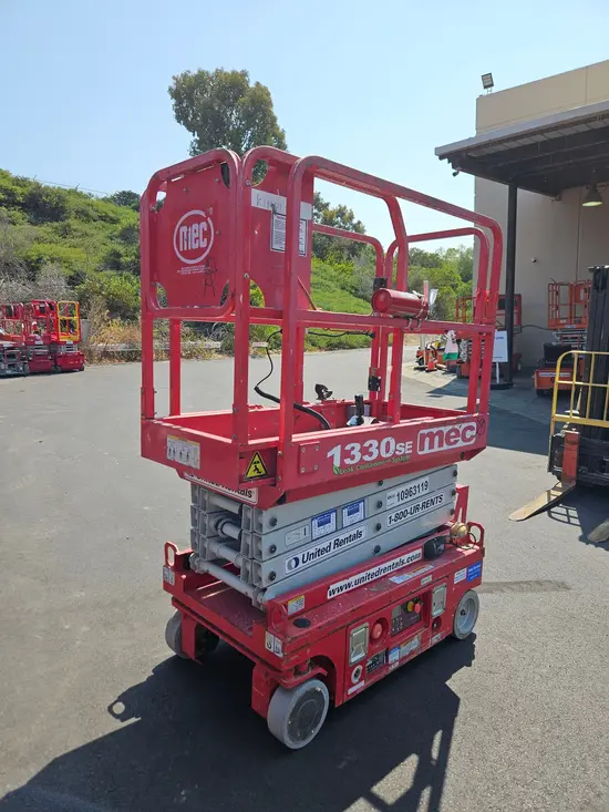 2019 MEC 1330SE Scissor Lift