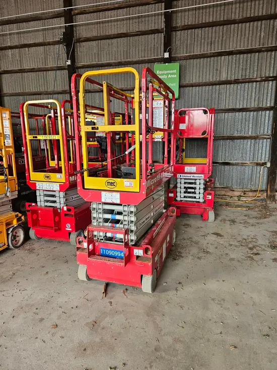2020 MEC MICRO 19-XD Scissor Lift