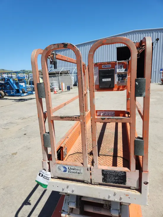 2018 Snorkel S3219E Scissor Lift