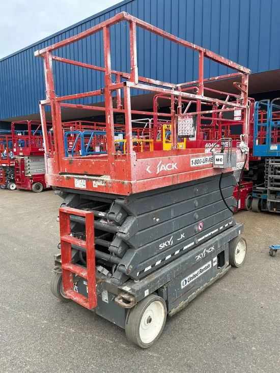 2017 Skyjack SJIII4740 Scissor Lift