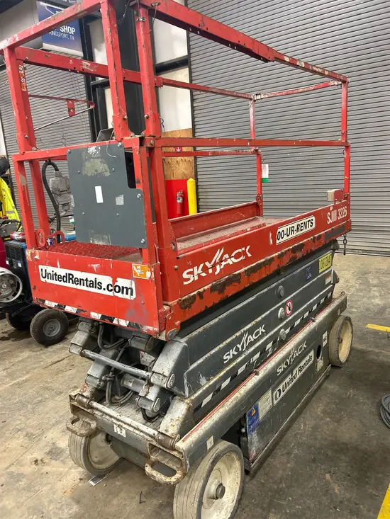 2018 Skyjack SJIII3226 Scissor Lift