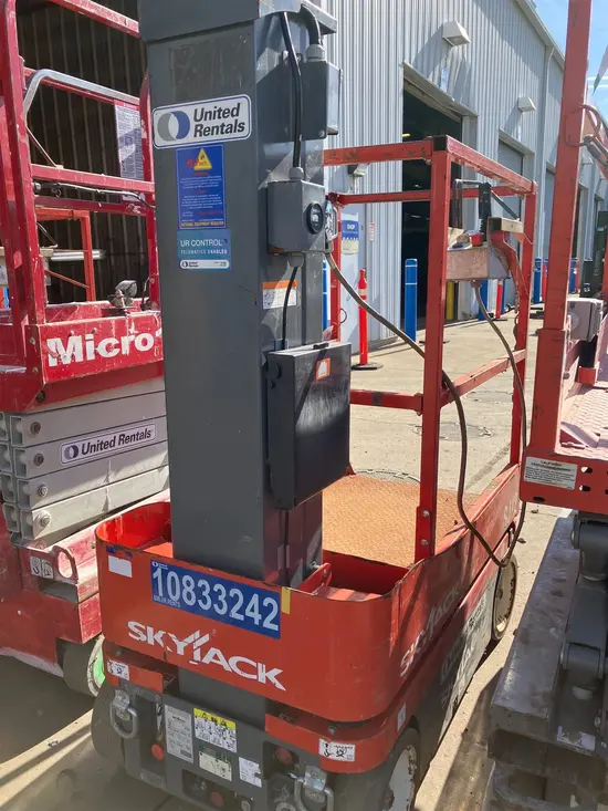 2018 Skyjack SJ12 Self-Propelled One-Person Lift
