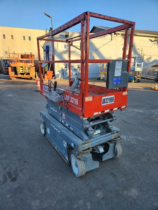 2017 Skyjack SJIII3219 Scissor Lift