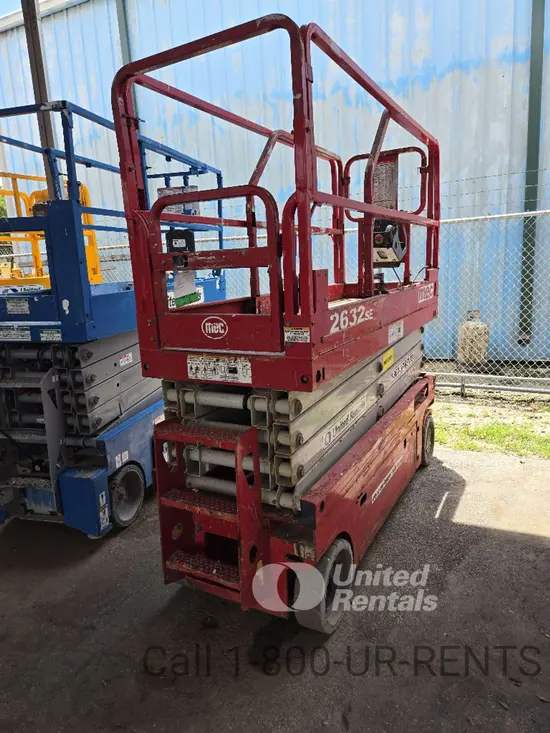 2017 MEC 2632SE Scissor Lift