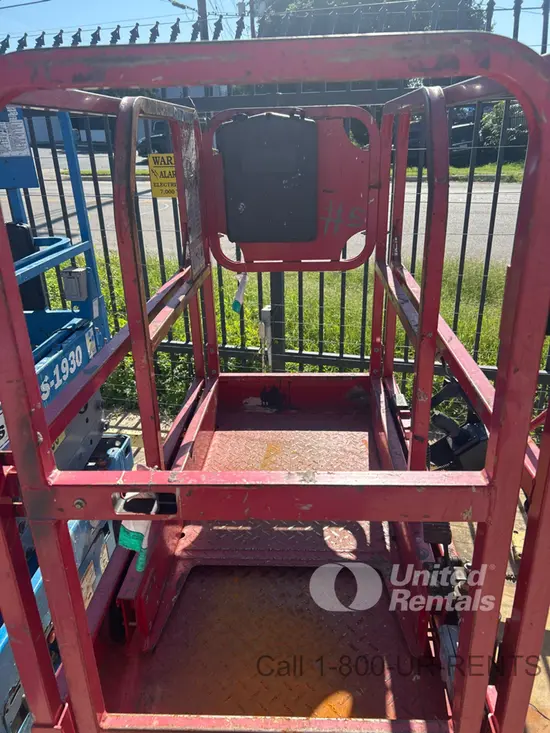 2019 MEC 1330SE Scissor Lift
