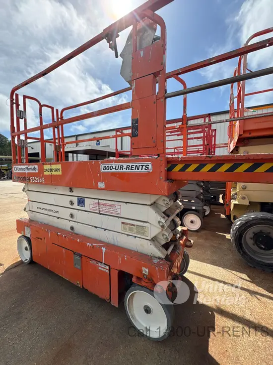 2019 Snorkel S3226E Scissor Lift