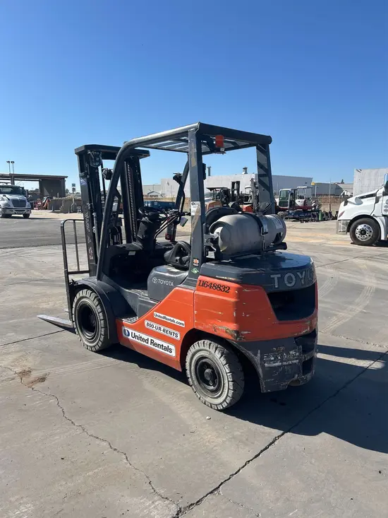 2023 Toyota 50-8FGU25 LP Warehouse Forklift