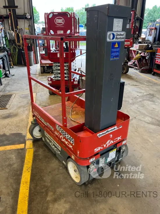 2019 Skyjack SJ12 Self-Propelled One-Person Lift