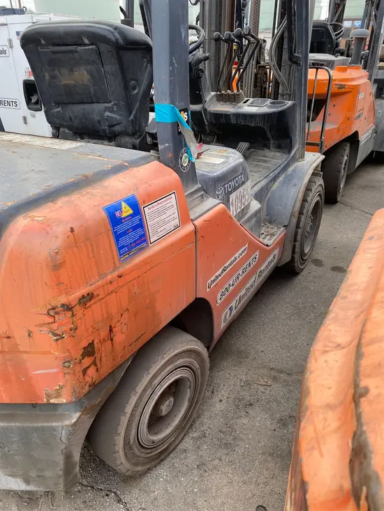 2019 Toyota 8FDU30 Warehouse Forklift