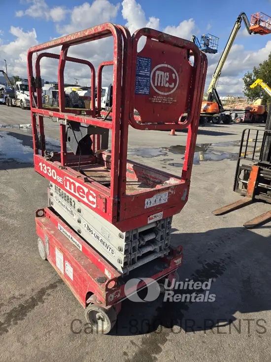 2017 MEC 1330SE Scissor Lift